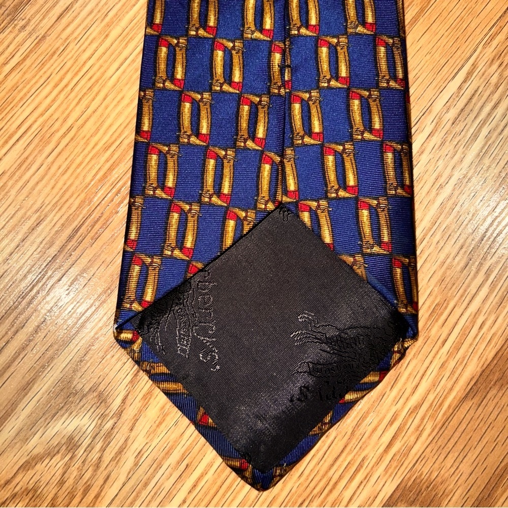 Burberrys 100% silk navy blue Necktie with Equestrian Riding Boots - Picture 2 of 7